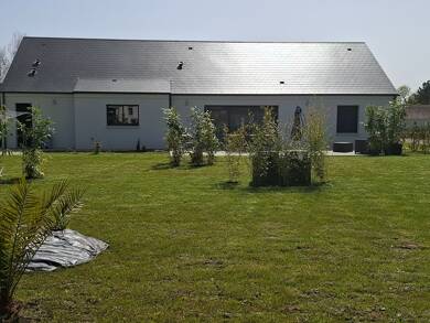 Maison de plain-pied à vendre - Neuf 329 000 € 6 pièces 4 chambres 134 m² 1 649 m² de terrain Sassay 41700