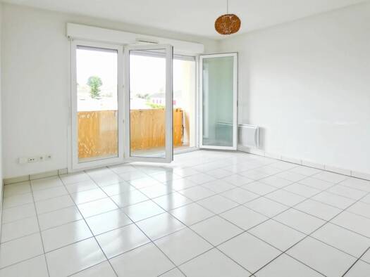 Appartement à vendre 77 000 € 2 pièces 1 chambre 35 m² Étage 2/2 Est Panazol 87350