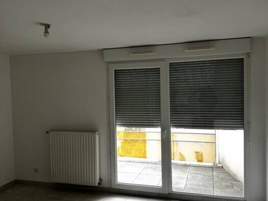 Appartement à louer - Première occupation 837 € 3 pièces 2 chambres 56,7 m² Étage 5/5 Charréard Vénissieux 69200