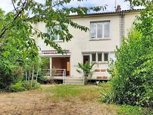 Maison à vendre 149 580 € 4 pièces 3 chambres 123 m² 223 m² de terrain Bel Air-Grand Font-Madeleine Angoulême 16000