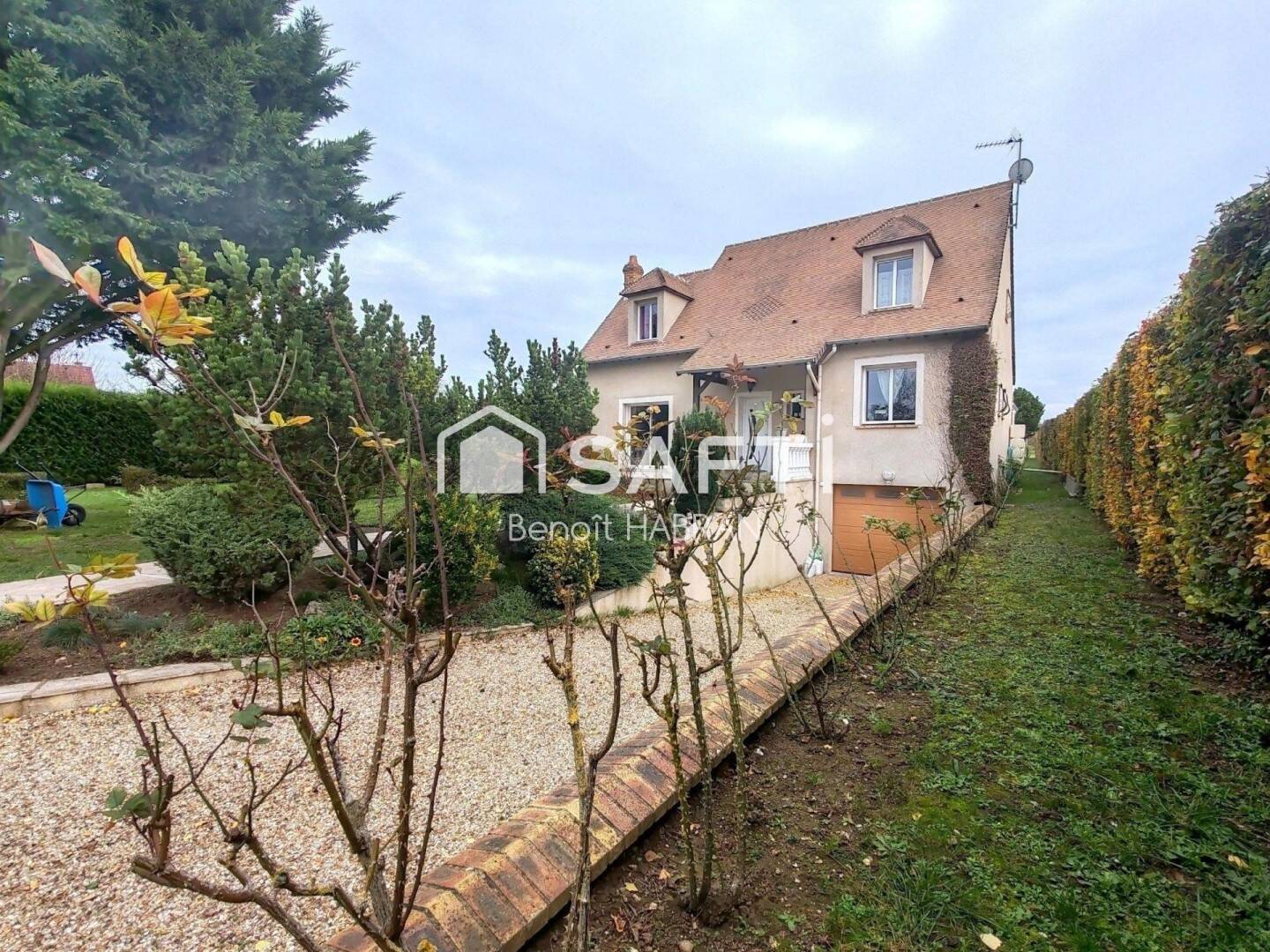 Maison à vendre, 190m², FOLLAINVILLE DENNEMONT