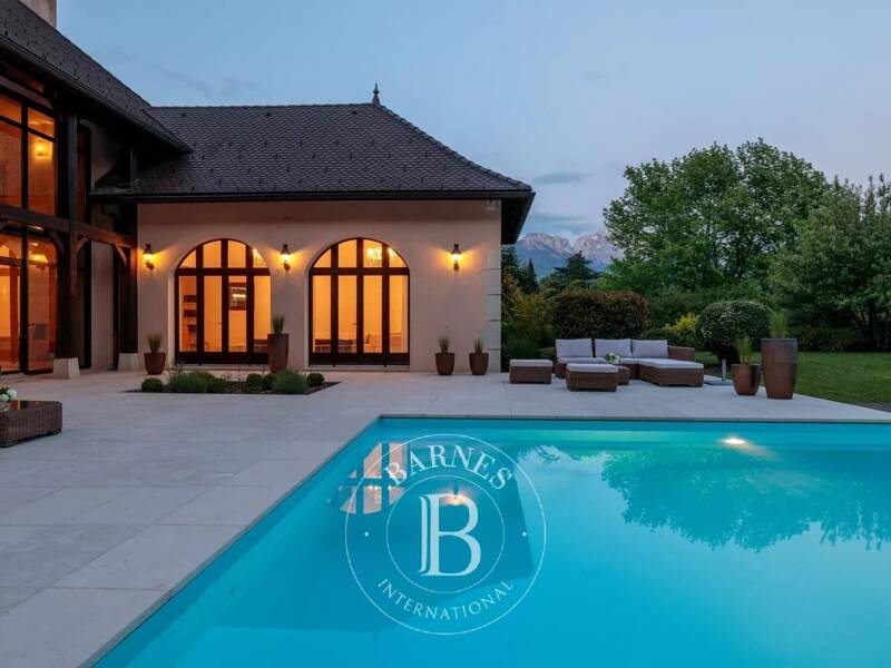 Maison à vendre, 570m², SEVRIER