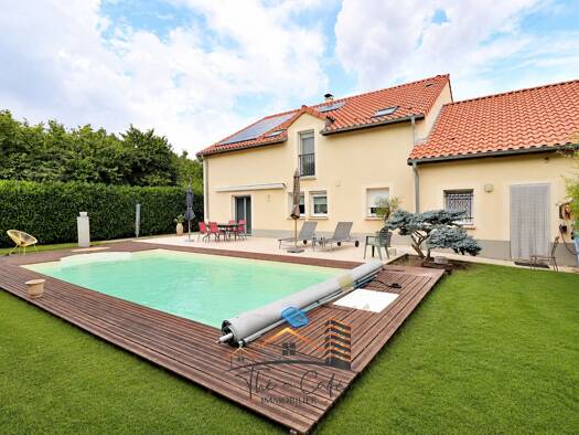 Maison à vendre 591 900 € 7 pièces 4 chambres 183,79 m² 727 m² de terrain Cattenom 57570