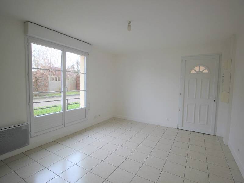 Maison à louer, 18m², COUBRON