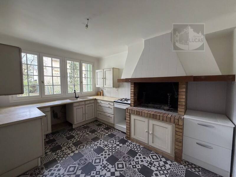 Maison à louer, 123m², VERRIERES LE BUISSON