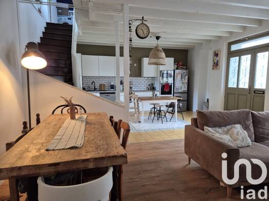 Maison à vendre 125 000 € 3 pièces 2 chambres 87 m² 164 m² de terrain La Forêt-sur-Sèvre 79380