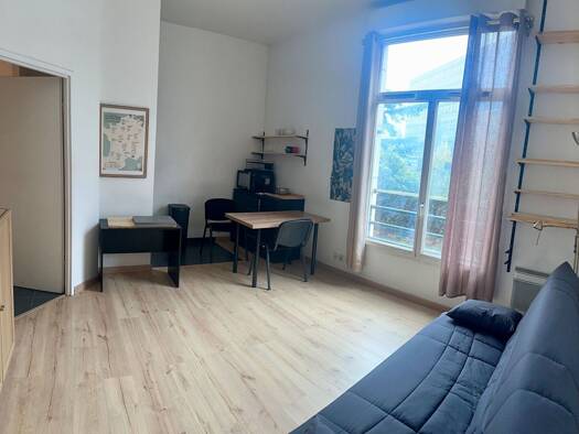 Appartement à louer 849 € 1 pièce 24 m² Maison Blanche-Vauban Coulée verte Chatillon 92320