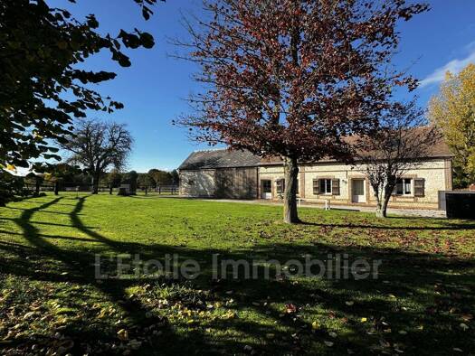 Maison à vendre 450 500 € 6 pièces 3 chambres 160,4 m² 126 782 m² de terrain Saint-Martin-des-Pézerits 61380