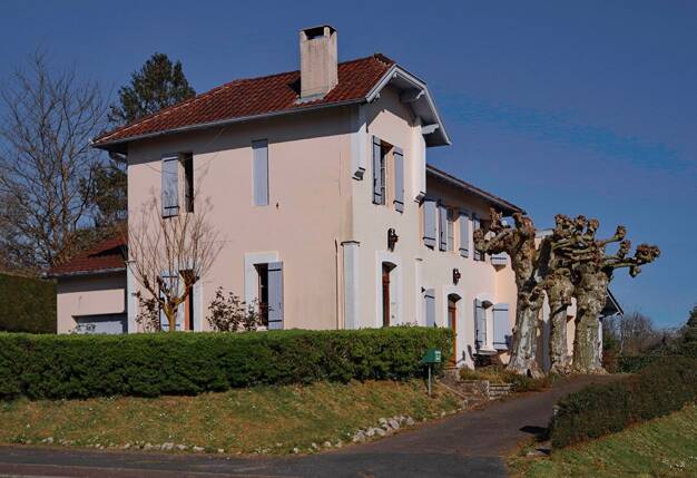 Maison à vendre 258 000 € 7 pièces 4 chambres 165 m² 1 283 m² de terrain Pouillon 40350