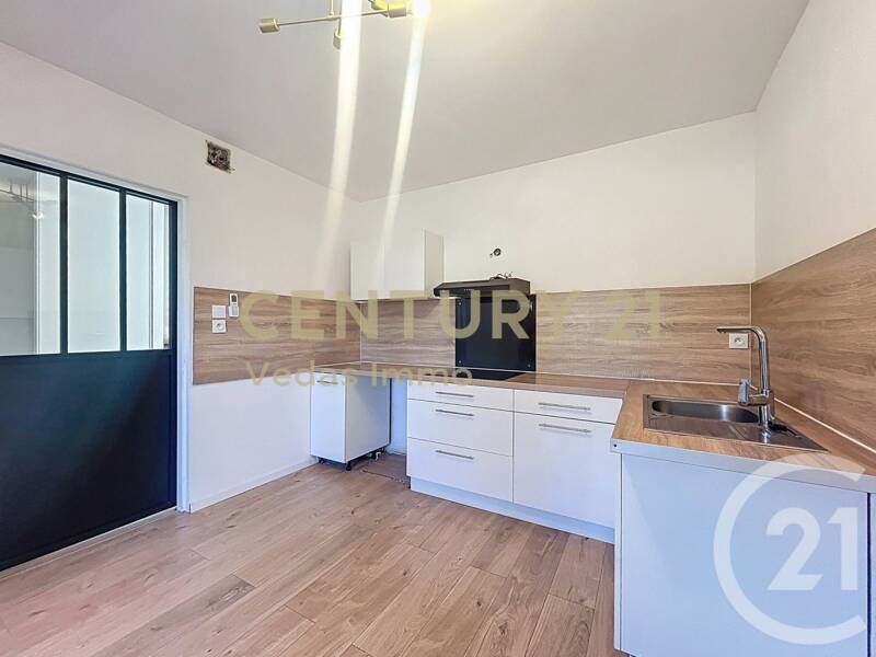 Maison à louer, 94m², JUVIGNAC