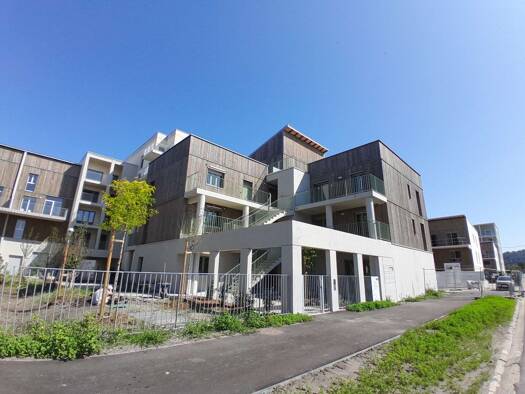 Duplex à louer 1 146 € 4 pièces 3 chambres 89 m² Étage 2/2 Floirac 33270