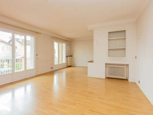 Appartement à vendre 150 000 € 3 pièces 2 chambres 99 m² RDC/2 Faubourg Nord Auch 32000