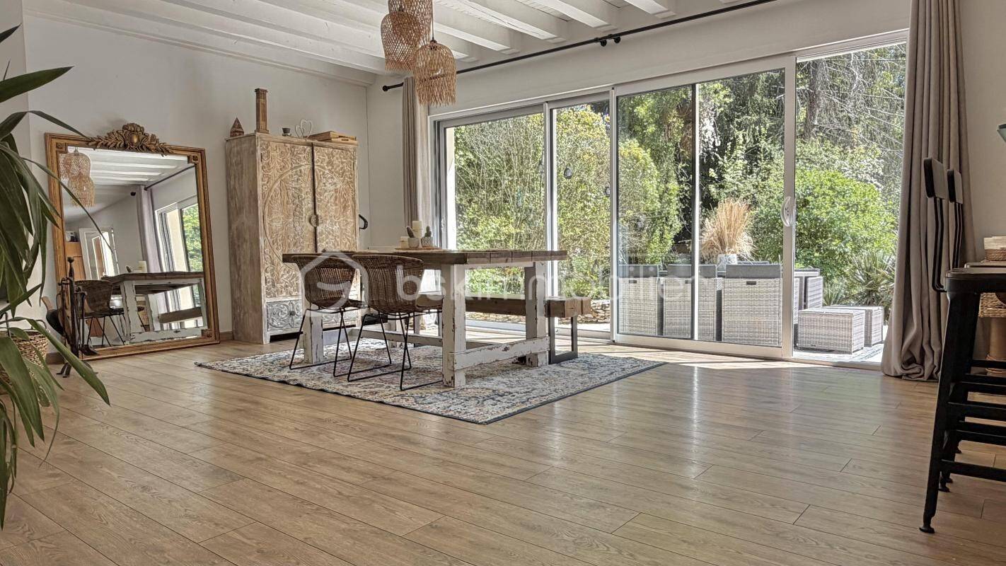 Maison à vendre, 134m², MONTREUIL AUX LIONS