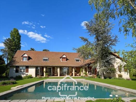 Maison à vendre 365 000 € 9 pièces 6 chambres 236 m² 6 716 m² de terrain Virey-le-Grand 71530
