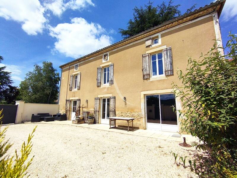 Maison à vendre, 164m², PUY L'EVEQUE