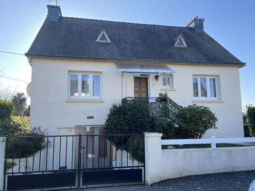 Maison à vendre 171 960 € 6 pièces 3 chambres 134 m² 492 m² de terrain Loudéac 22600