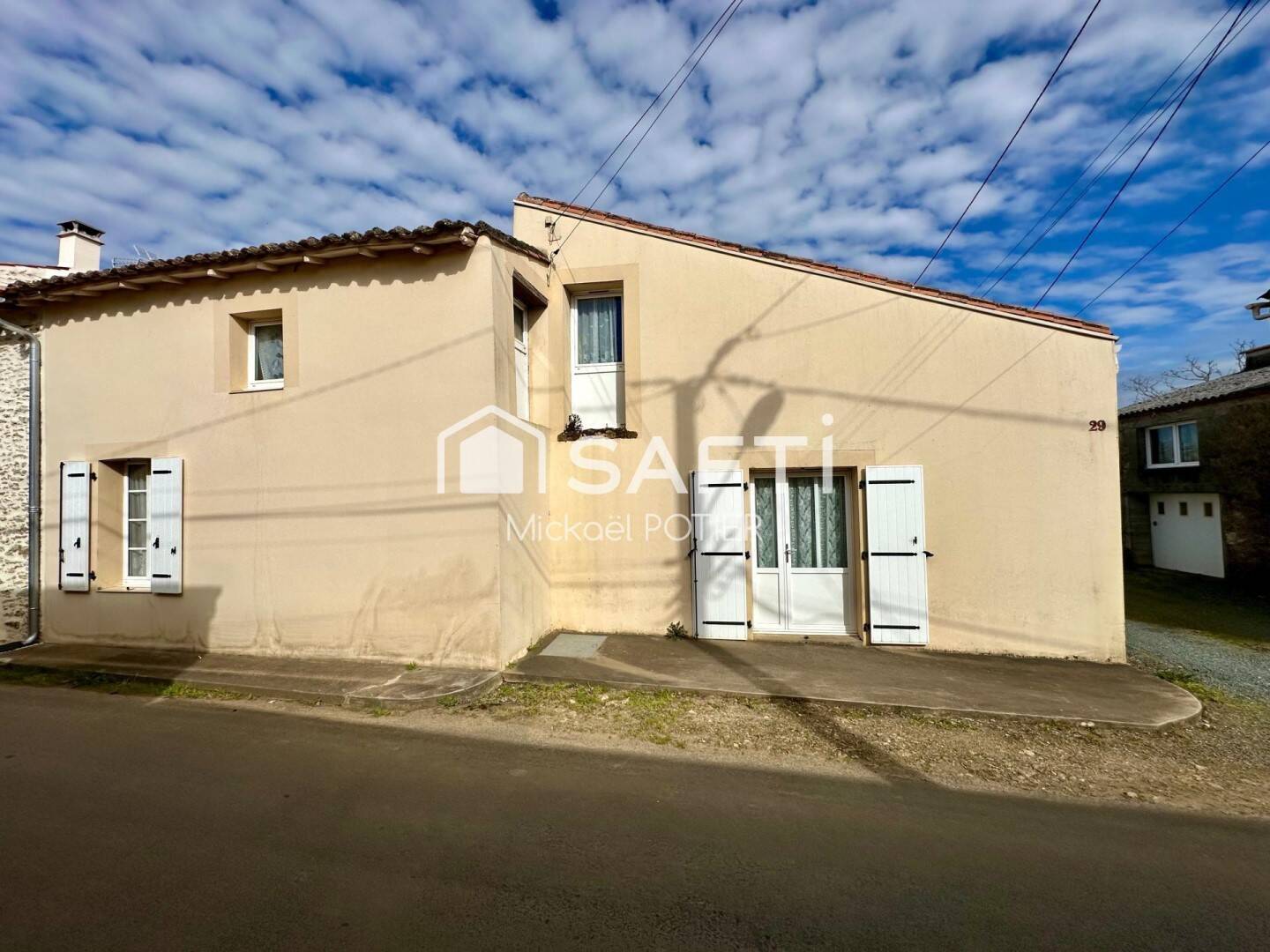 Maison à vendre, 120m², MOUTIERS SUR LE LAY
