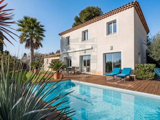 Maison à vendre 790 000 € 5 pièces 4 chambres 123 m² 500 m² de terrain Les Trois Lucs Marseille 12ème arrondissement 13012