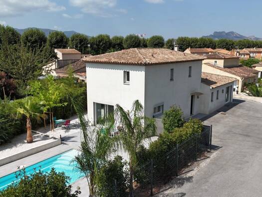 Maison à vendre 620 000 € 5 pièces 4 chambres 153 m² 1 041 m² de terrain Sud RN Puget-sur-Argens 83480