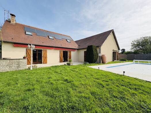Maison à vendre 420 000 € 8 pièces 6 chambres 197 m² 1 100 m² de terrain Le Poinçonnet 36330