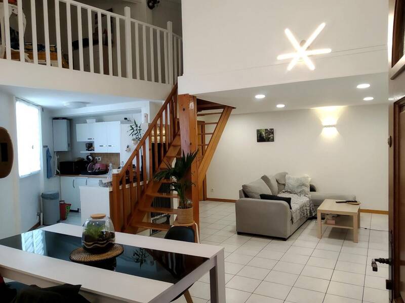 Maison à louer, 64m², FONTAINES SUR SAONE