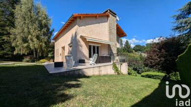 Maison de plain-pied à vendre 298 000 € 5 pièces 3 chambres 206 m² 3 667 m² de terrain Allègre 43270
