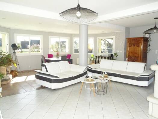Maison à vendre 399 999 € 8 pièces 6 chambres 160 m² 1 127 m² de terrain Sens-de-Bretagne 35490