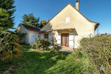 Maison à vendre 198 000 € 4 pièces 3 chambres 119 m² 1 134 m² de terrain St Pierre d Eyraud 24130