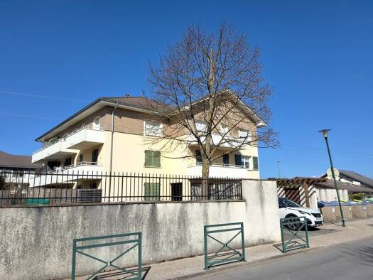 Appartement à louer 600 € 1 pièce 31 m² 1er étage dès le 01/05/2026 Centre Nord Rumilly 74150