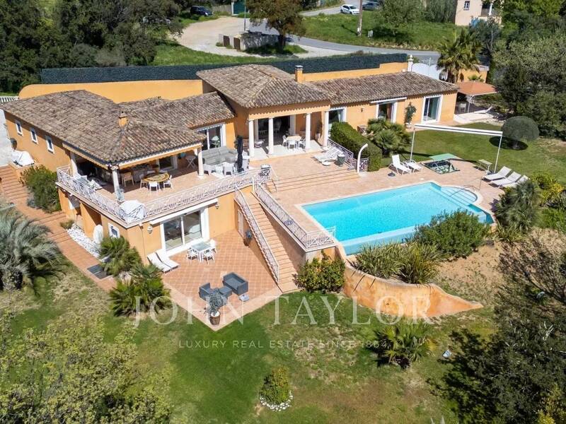 Maison à vendre, 300m², GRIMAUD