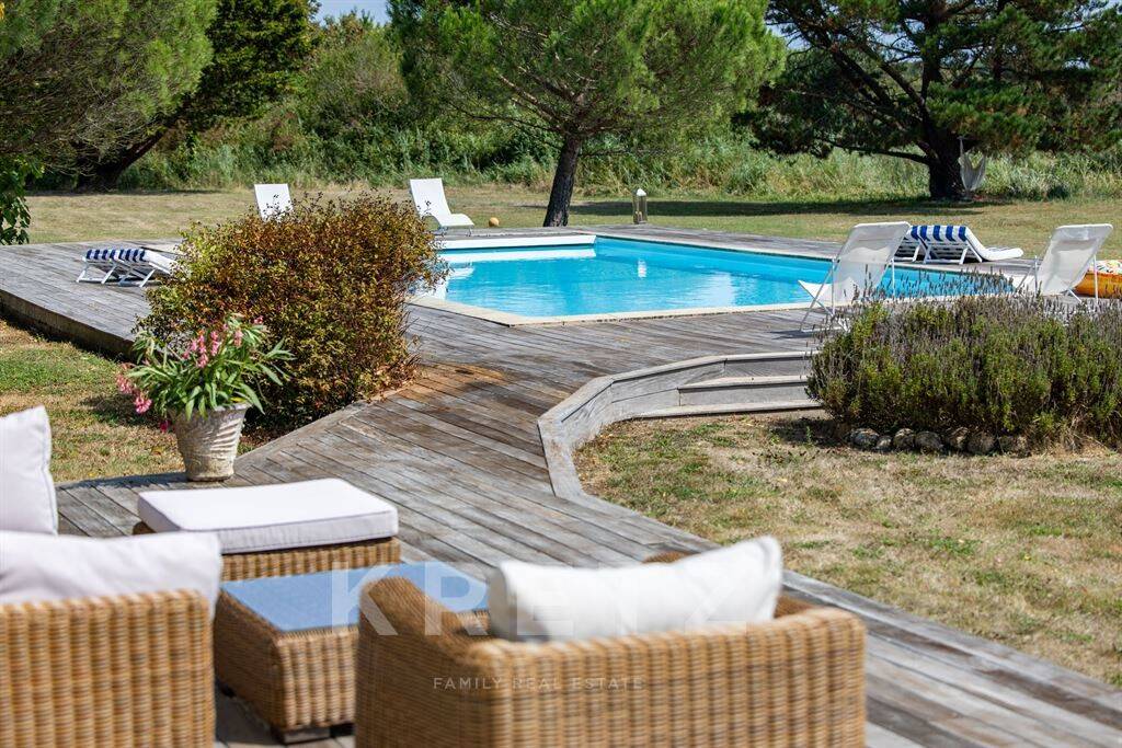 Maison à vendre, 245m², SAINT GEORGES D'OLERON