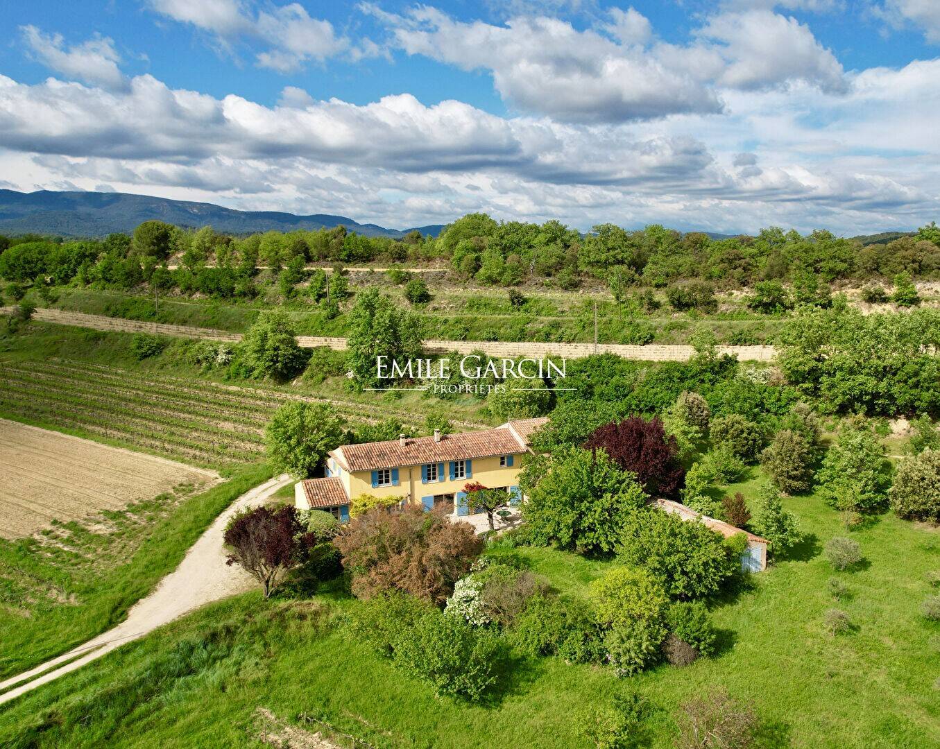 Maison à vendre, 230m², LA TOUR D'AIGUES