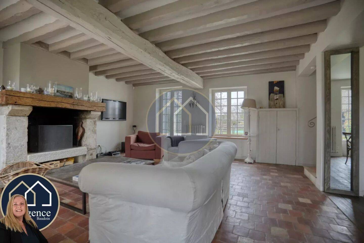 Maison à vendre, 183m², HOUDAN