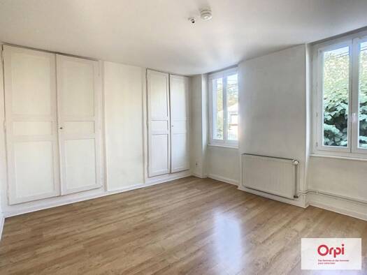 Appartement à louer 370 € 1 pièce 52,3 m² Chantoiseau-Faucheroux Montluçon 03100
