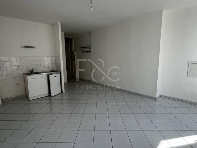 Maison à louer, 29m², LYON 3E