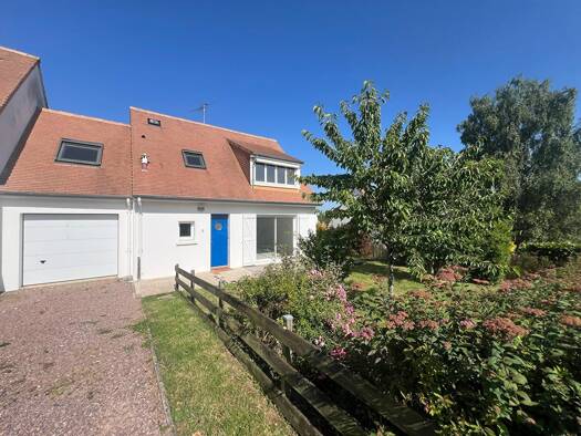 Maison à louer 1 250 € 5 pièces 3 chambres 110 m² 420 m² de terrain Verson 14790