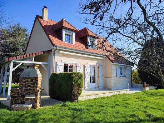 Maison à vendre 323 500 € 5 pièces 3 chambres 104 m² 1 600 m² de terrain Sainte-Croix-sur-Mer 14480