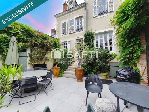 Maison à vendre 342 000 € 8 pièces 4 chambres 251 m² 268 m² de terrain Malicorne-sur-Sarthe 72270