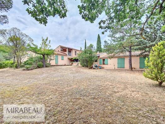 Maison à vendre 549 000 € 7 pièces 4 chambres 252 m² 5 451 m² de terrain Pierrevert 04860