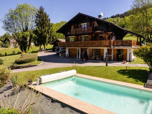 Maison à vendre 800 000 € 5 pièces 3 chambres 210 m² 2 026 m² de terrain Faverges-Seythenex 74210