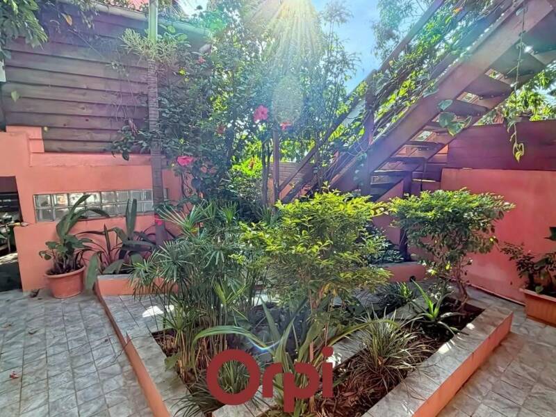 Maison à vendre, 200m², SAINT PIERRE