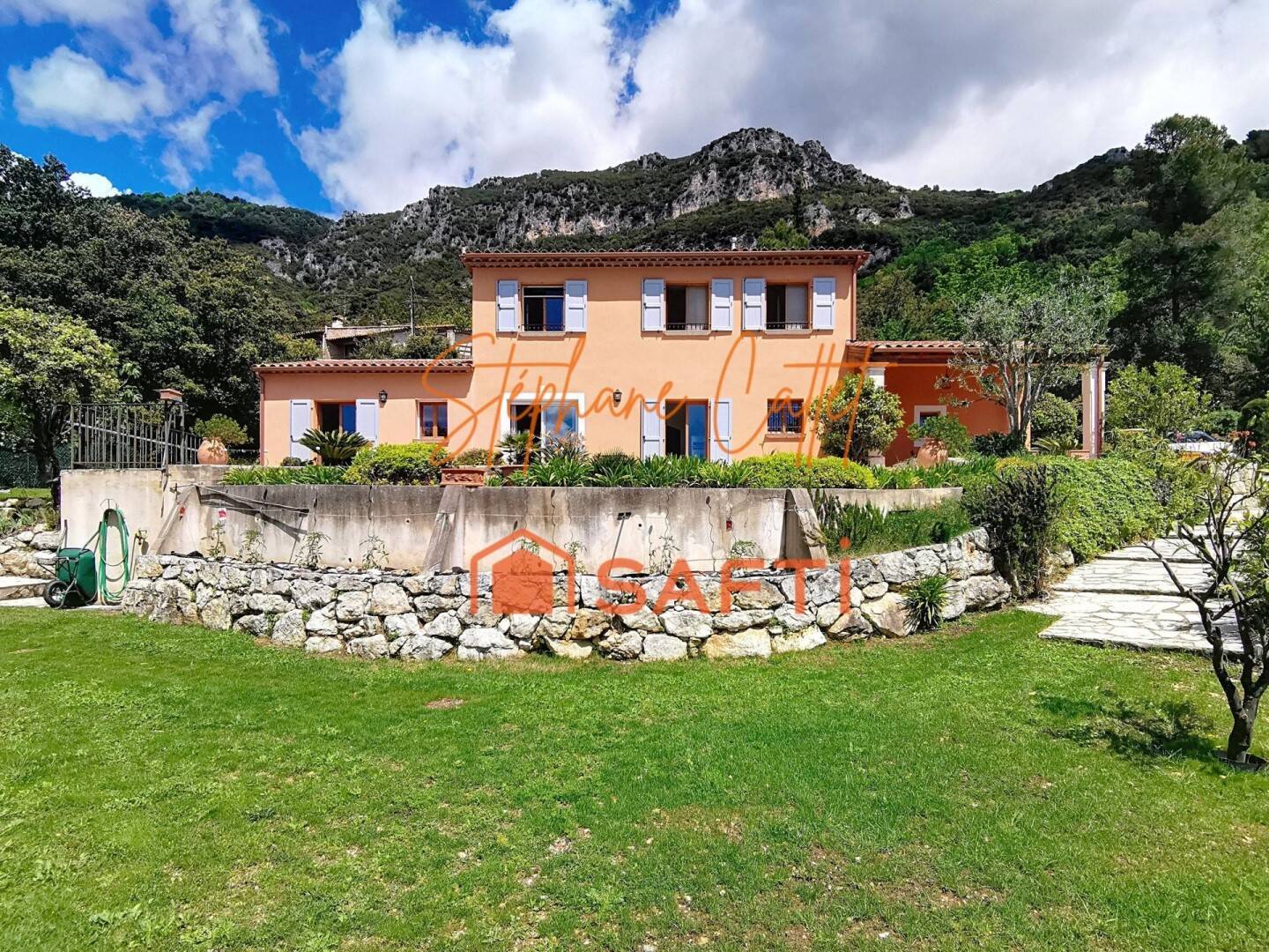 Maison à vendre, 165m², TOURRETTES SUR LOUP