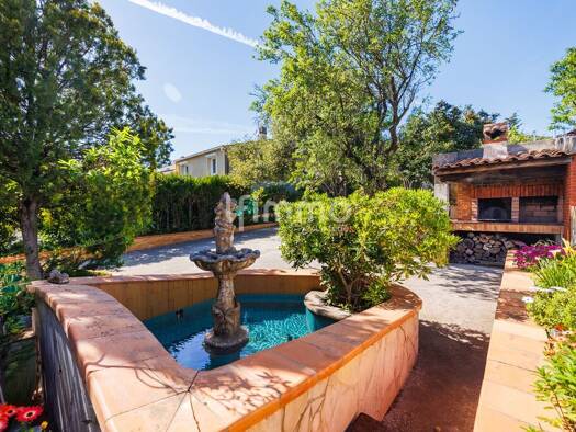 Maison à vendre 660 000 € 8 pièces 5 chambres 195 m² 800 m² de terrain Le Rove 13740