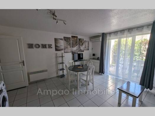 Appartement à louer 650 € 2 pièces 1 chambre 41,8 m² RDC Village Sud Canet-en-Roussillon 66140