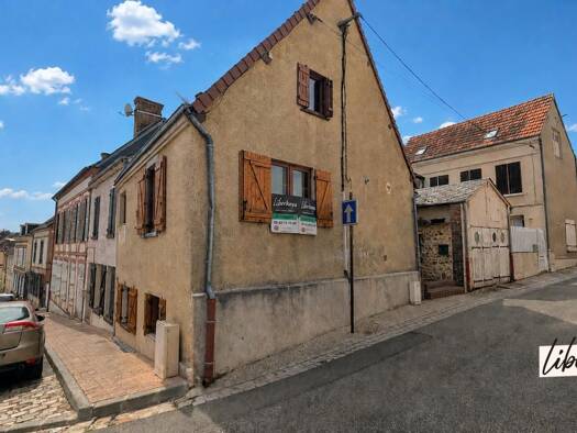 Maison de ville à vendre 115 000 € 4 pièces 3 chambres 91 m² Nonancourt 27320