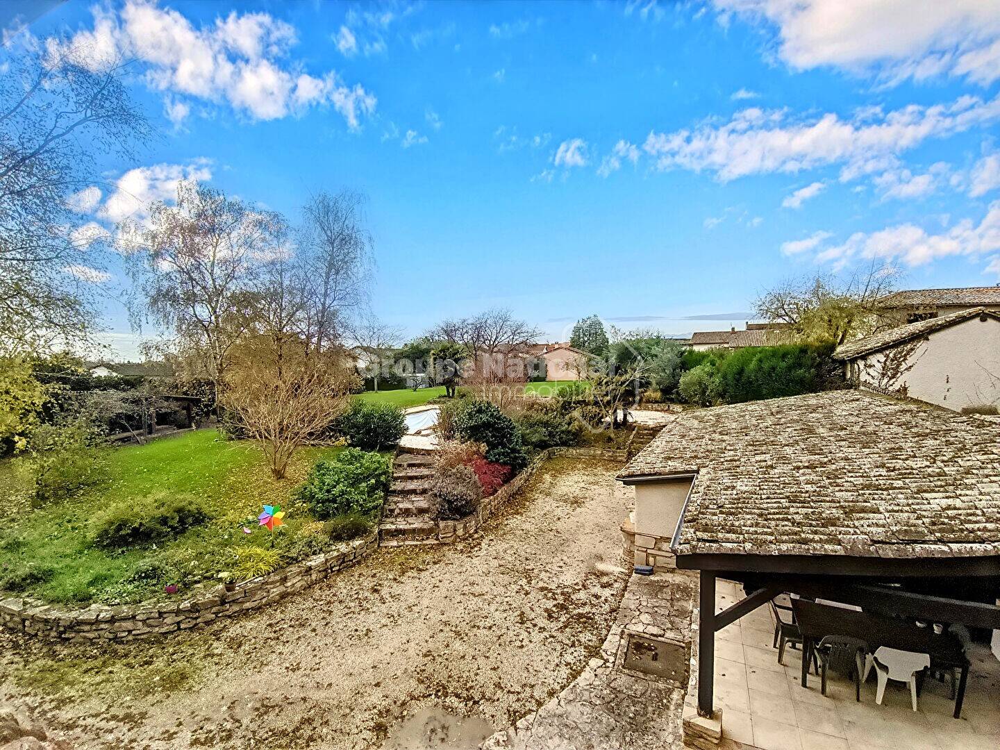 Maison à vendre, 231m², SAINT SYMPHORIEN D'ANCELLES