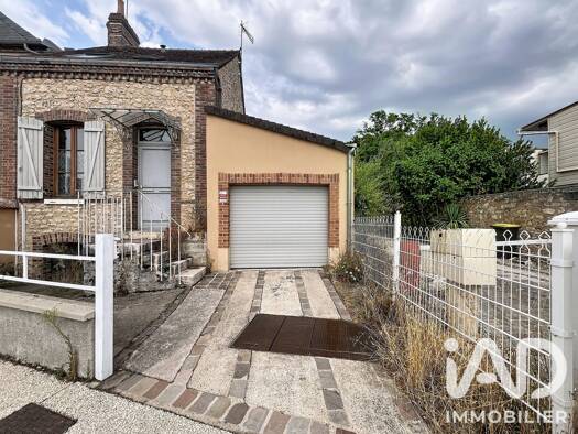 Maison à vendre 107 400 € 4 pièces 1 chambre 59,31 m² 173 m² de terrain Le Bourg Amilly 45200
