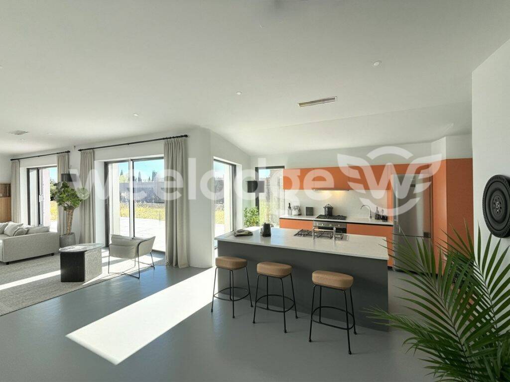Maison à vendre, 105m², TOURRETTES