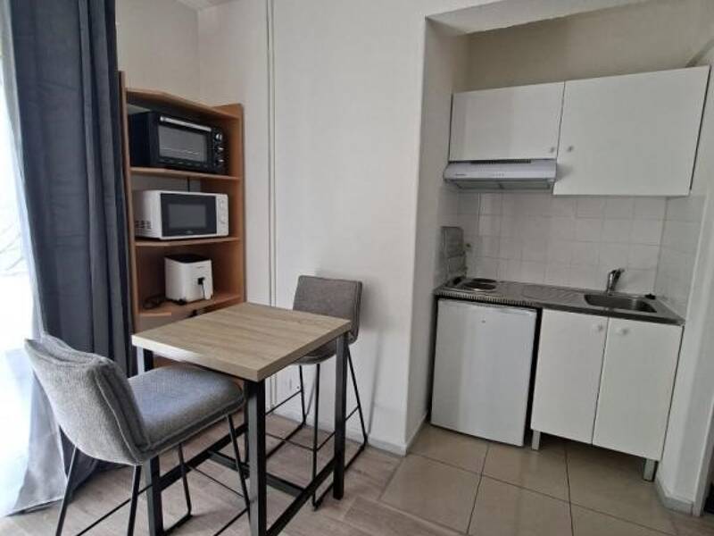 Maison à louer, 18m², MARSEILLE 8E