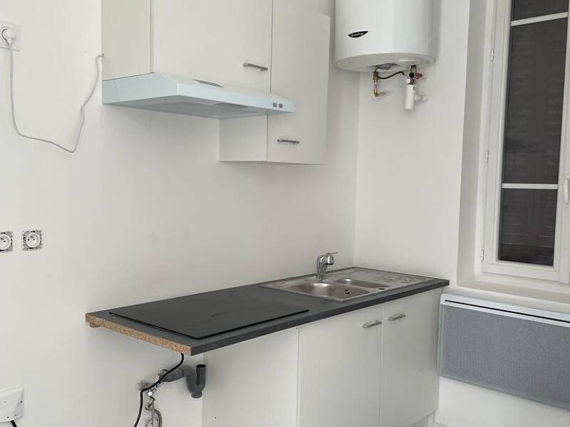 Maison à louer, 24m², LYON 8E